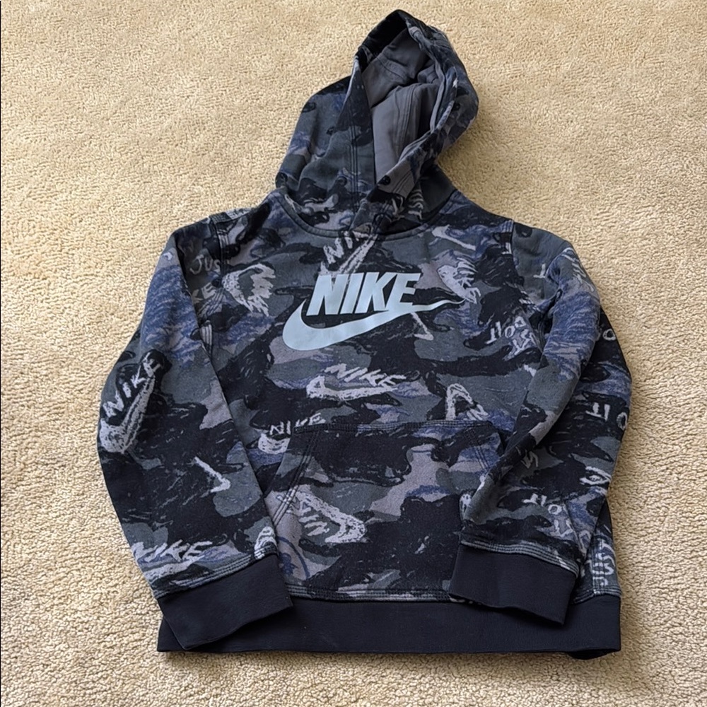 Nike Fleece Hoodie